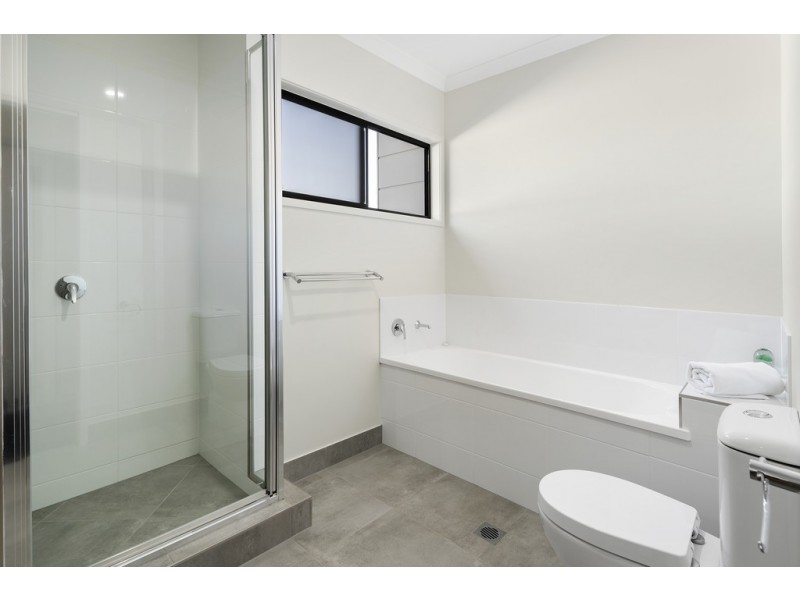 272A/20 Altmann Avenue, Cannonvale QLD 4802