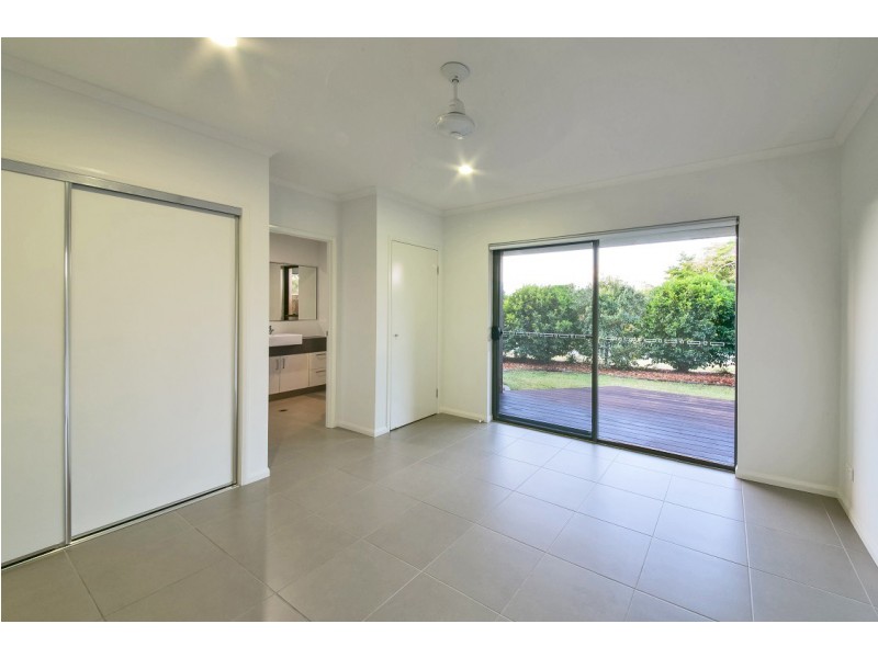 4 Waite Creek Court, Cannonvale QLD 4802
