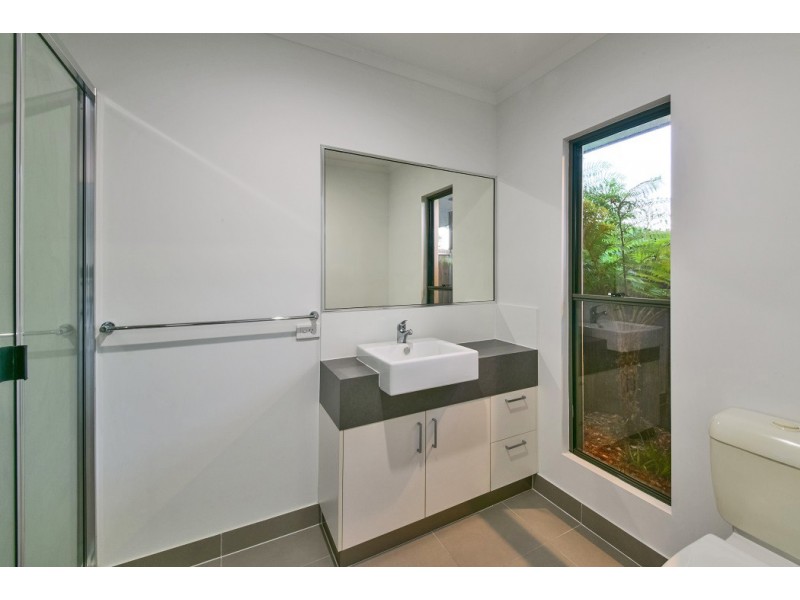 4 Waite Creek Court, Cannonvale QLD 4802