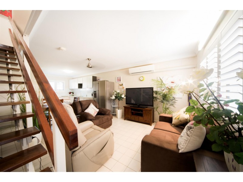 5/15 Hinschen Street, Proserpine QLD 4800