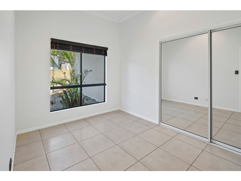 11 Armada, Jubilee Pocket QLD 4802
