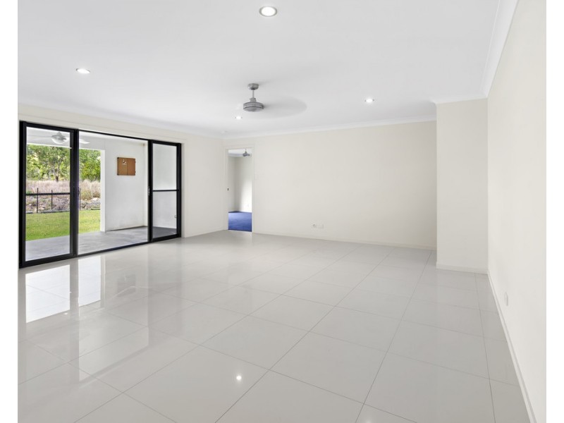 53 Endeavour Circuit, Cannonvale QLD 4802