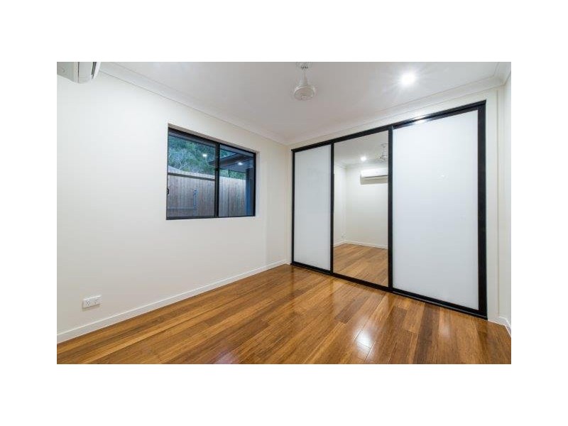 15 Pearl Street, Cannonvale QLD 4802