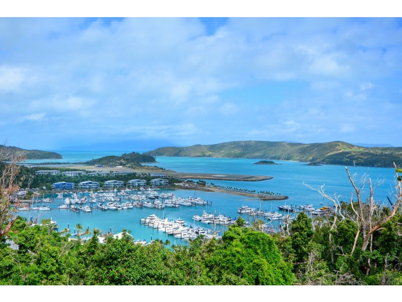 The Vue Dianella Close, Hamilton Island QLD 4803