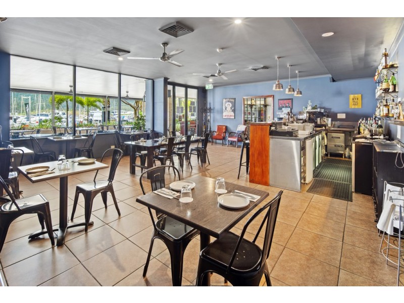 F8/33 Port Drive, Walter’s Lounge, Airlie Beach QLD 4802