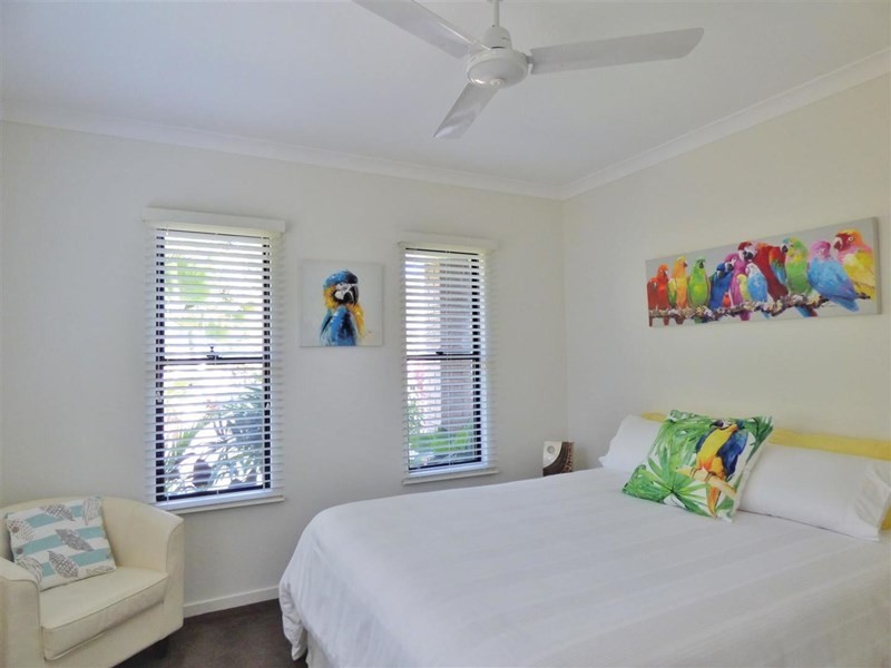 39 Twin Creek Court, Cannonvale QLD 4802