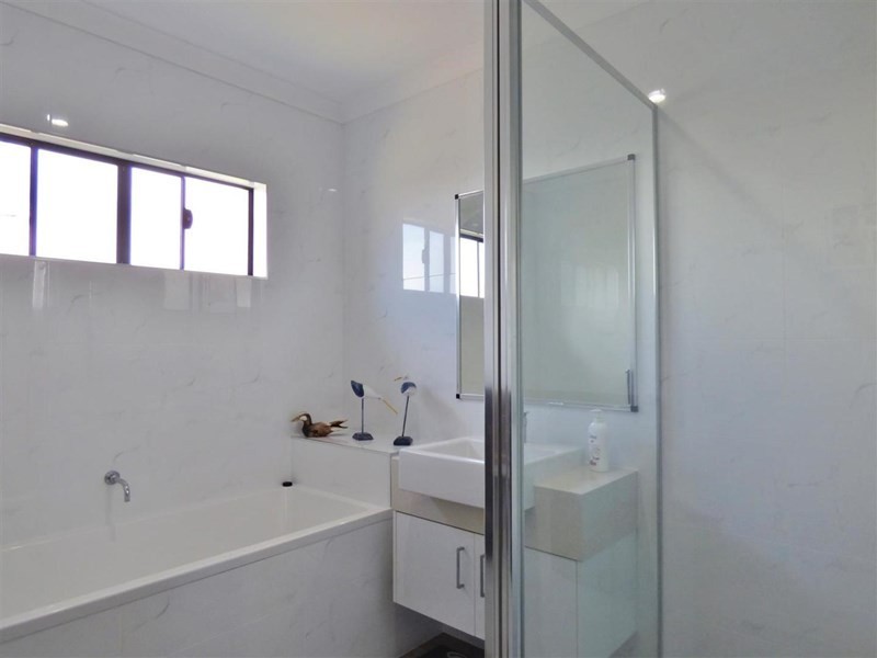 39 Twin Creek Court, Cannonvale QLD 4802