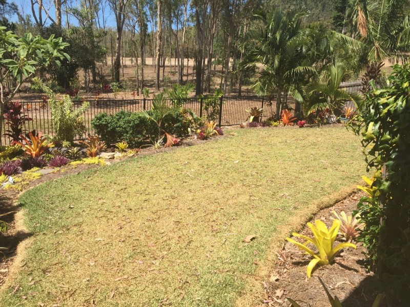 39 Twin Creek Court, Cannonvale QLD 4802