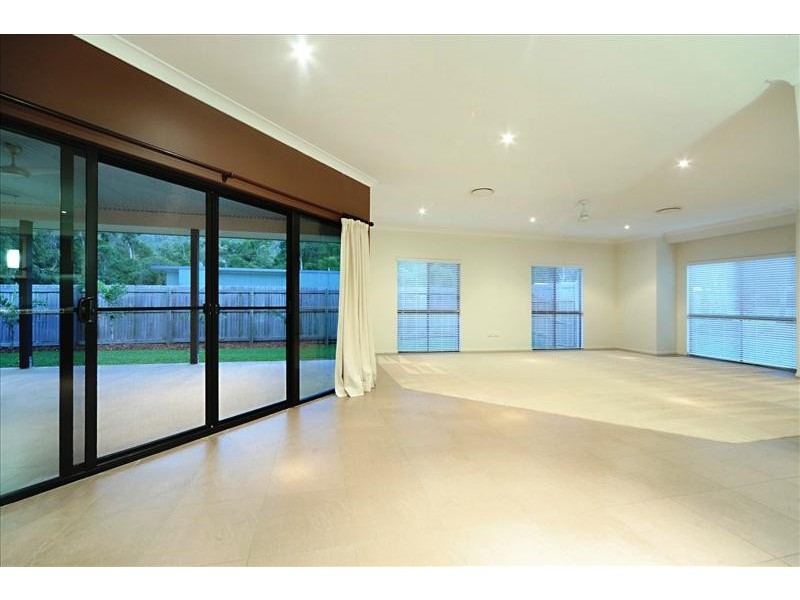 27 Armada Crescent, Jubilee Pocket QLD 4802