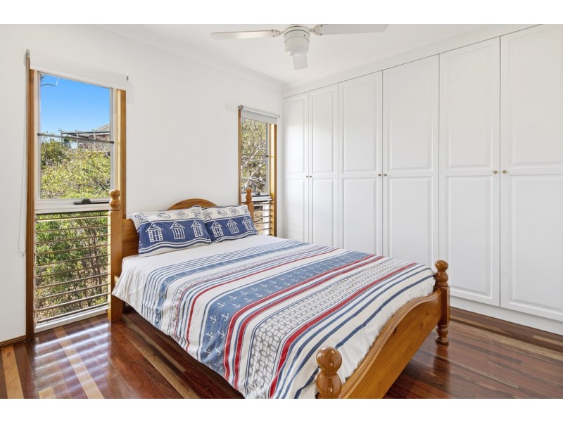17 Roseric Crescent, Hideaway Bay QLD 4800