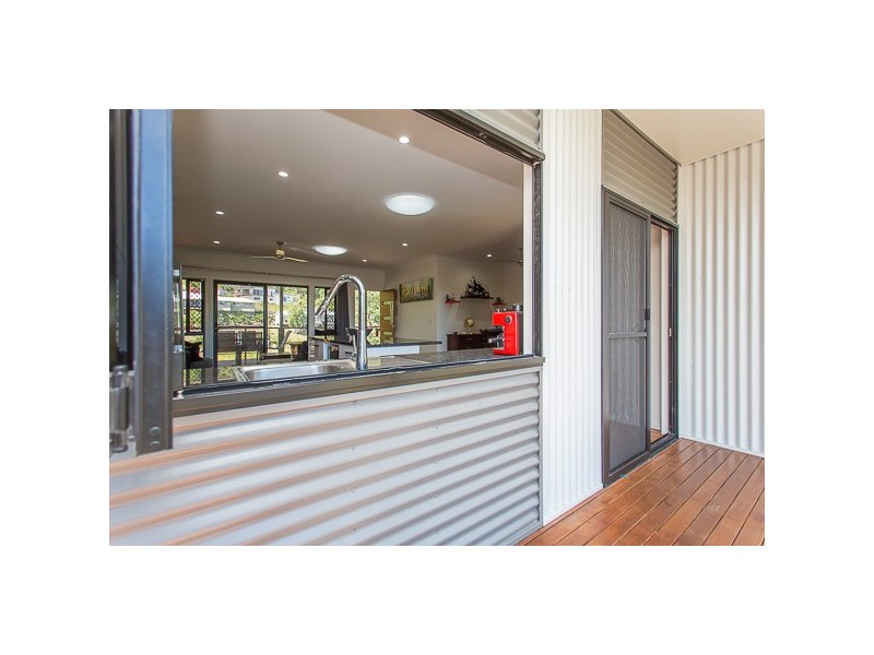43 Eshelby Drive, Cannonvale QLD 4802