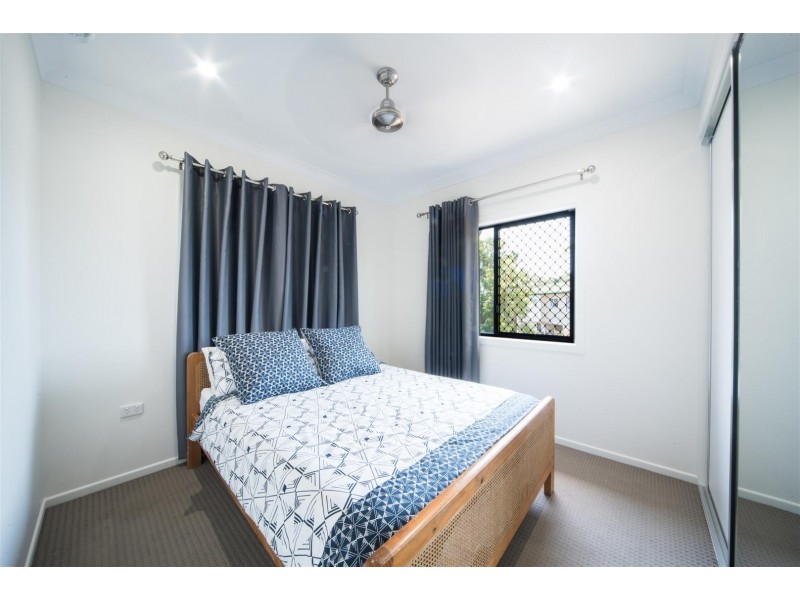 43 Eshelby Drive, Cannonvale QLD 4802