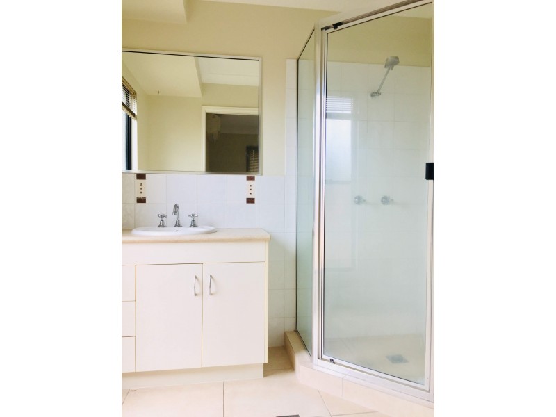 1/46 Banksia Court, Cannonvale QLD 4802