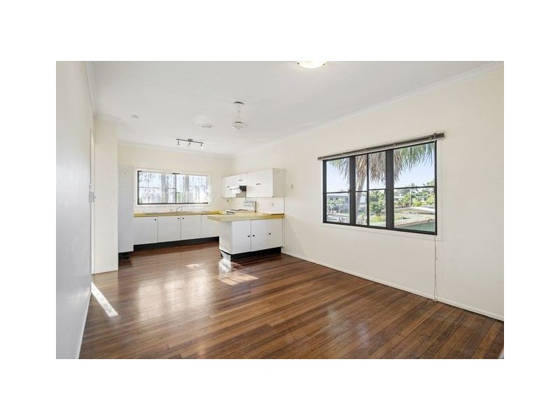 7 Atkinson Street, Proserpine QLD 4800