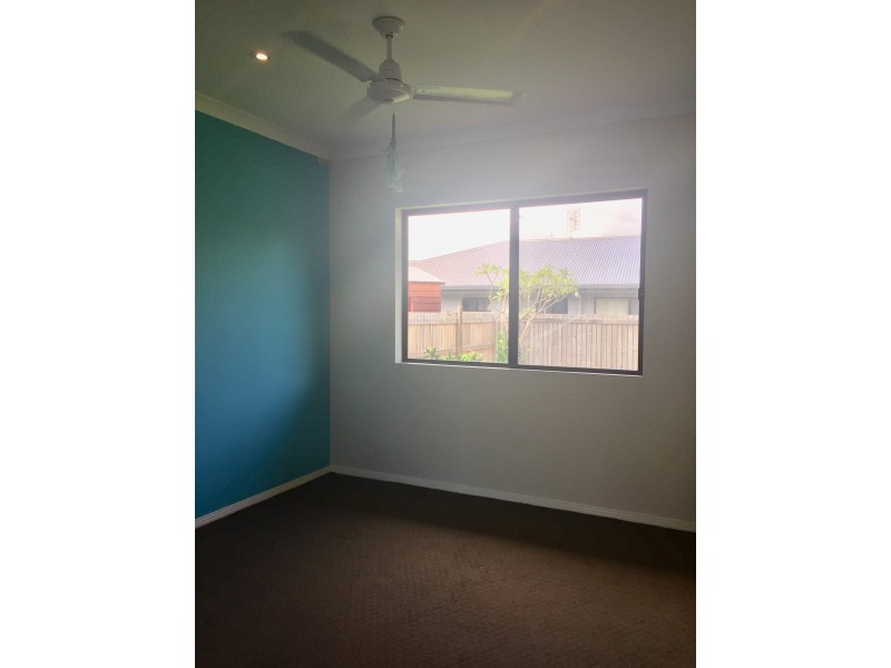 9 Twin Creek Court, Cannonvale QLD 4802