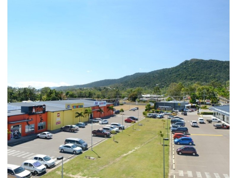 Reef Plaza Cnr Shute Harbour Rd/Paluma Rd, Cannonvale QLD 4802