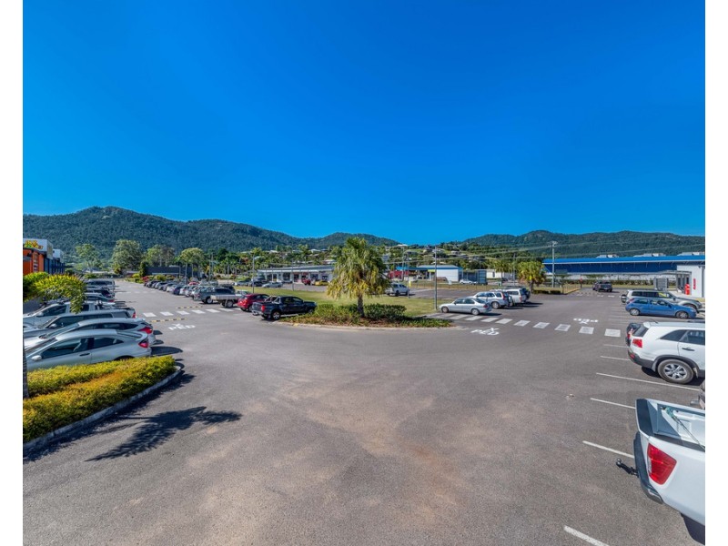 Reef Plaza Cnr Shute Harbour Rd/Paluma Rd, Cannonvale QLD 4802