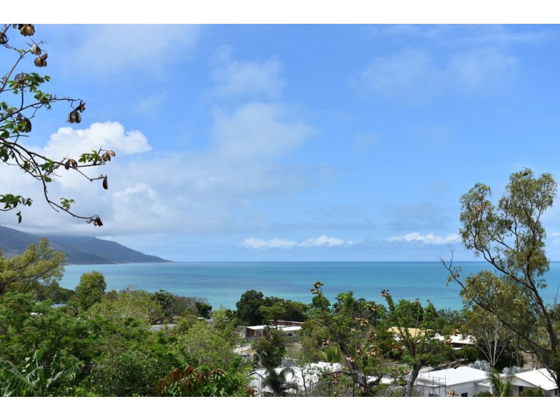 9 Armit Court, Hideaway Bay QLD 4800