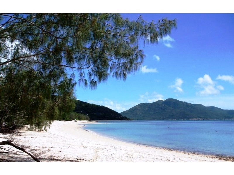 9 Armit Court, Hideaway Bay QLD 4800