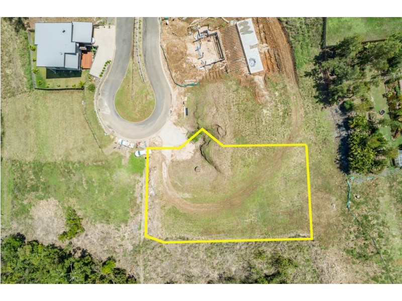 21 Whitehaven Crescent, Cannonvale QLD 4802