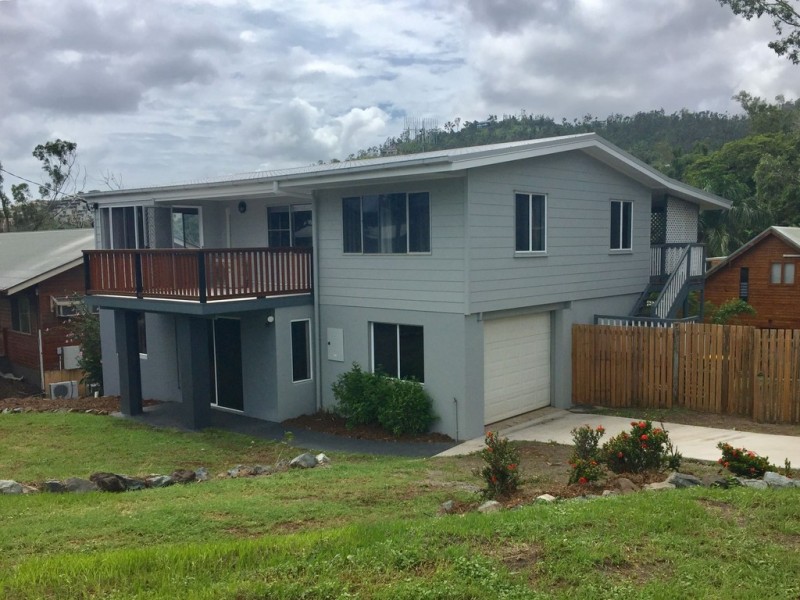 23 Lamond Street, Airlie Beach QLD 4802