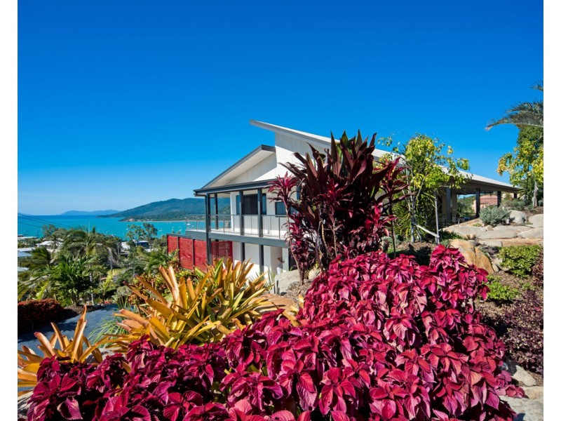 13 Kara Crescent, Airlie Beach QLD 4802