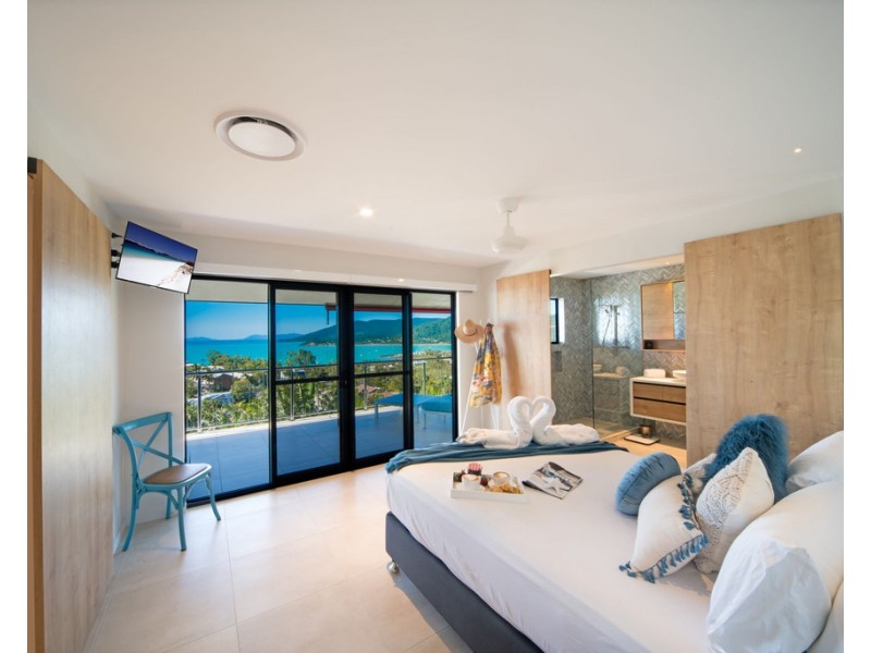 13 Kara Crescent, Airlie Beach QLD 4802