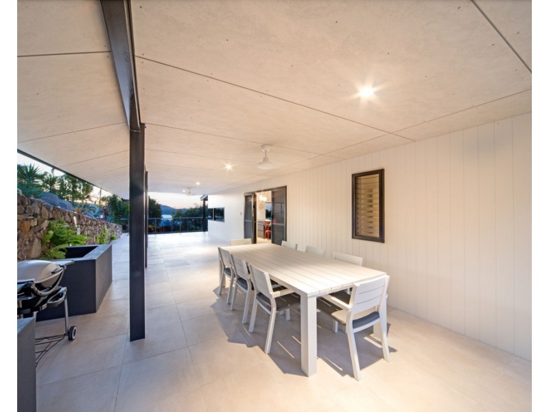 13 Kara Crescent, Airlie Beach QLD 4802