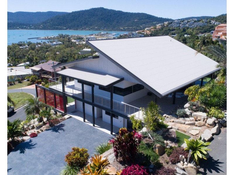 13 Kara Crescent, Airlie Beach QLD 4802
