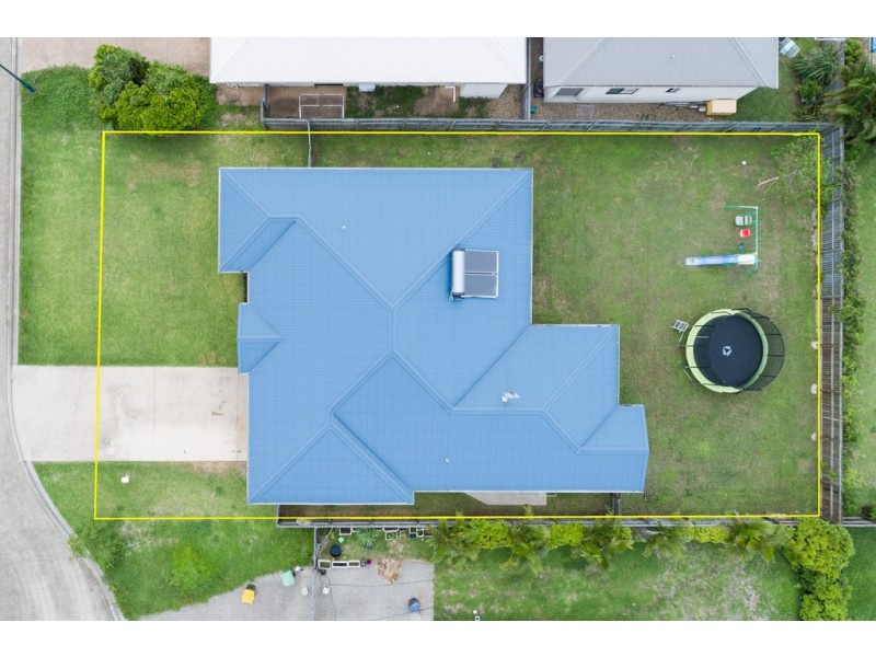 3 Flinders Court, Cannonvale QLD 4802
