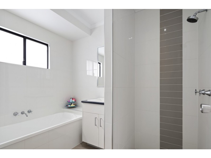 3 Flinders Court, Cannonvale QLD 4802