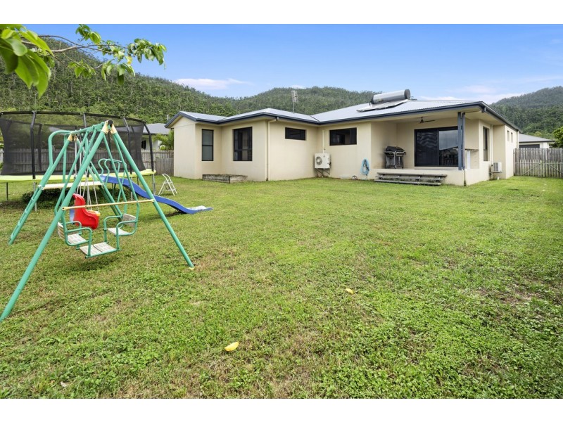3 Flinders Court, Cannonvale QLD 4802