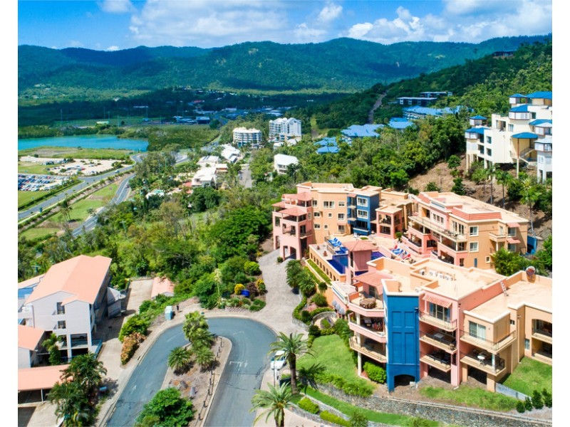 16/18 Golden Orchid Drive, Airlie Beach QLD 4802