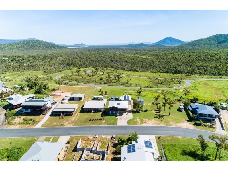 38 Blackcurrant Drive, Hideaway Bay QLD 4800