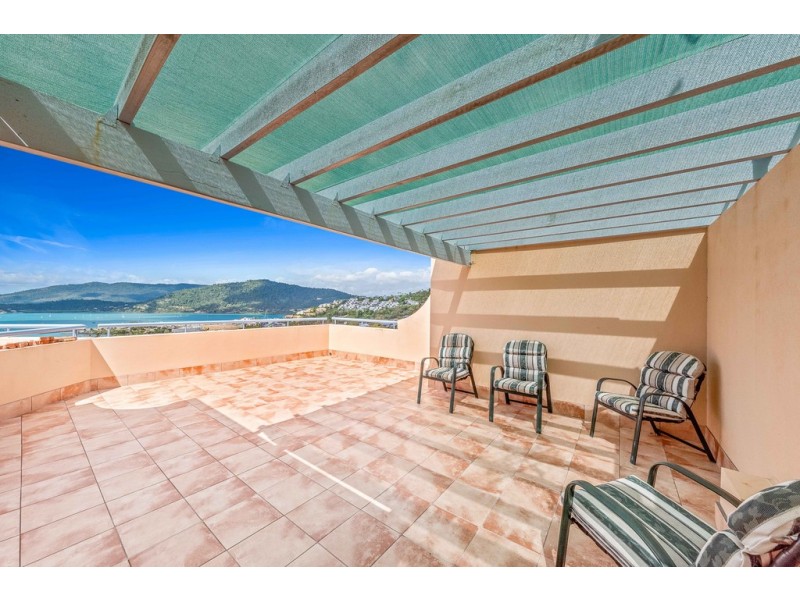 19/02 Nara Avenue, Airlie Beach QLD 4802