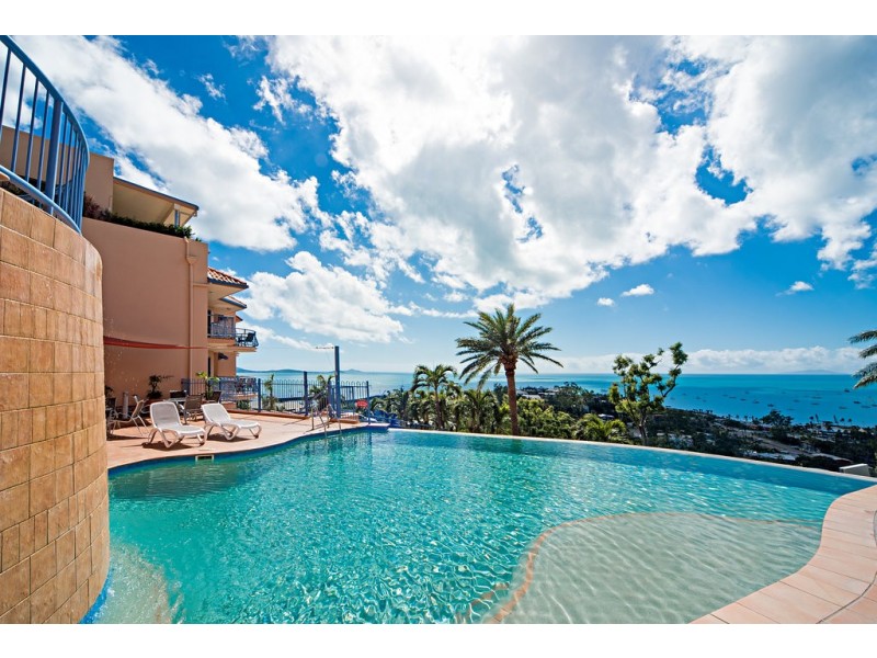 19/02 Nara Avenue, Airlie Beach QLD 4802