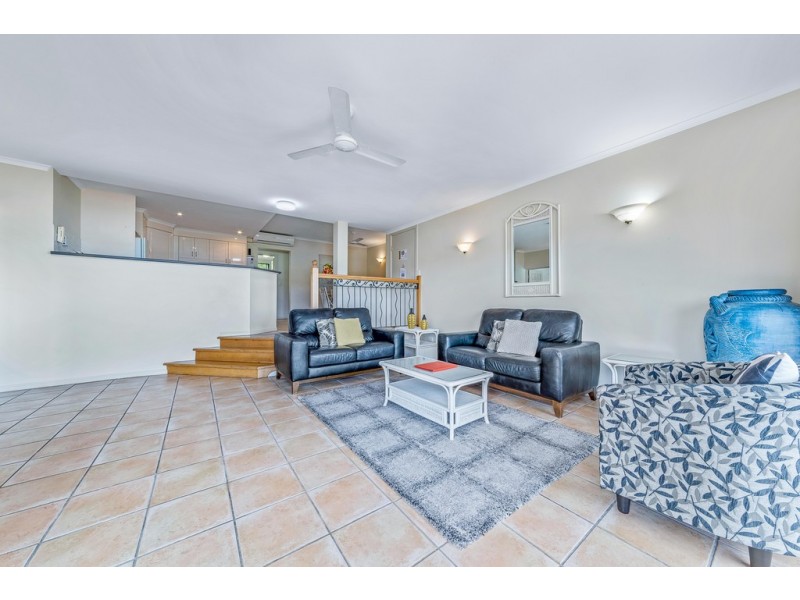 19/02 Nara Avenue, Airlie Beach QLD 4802