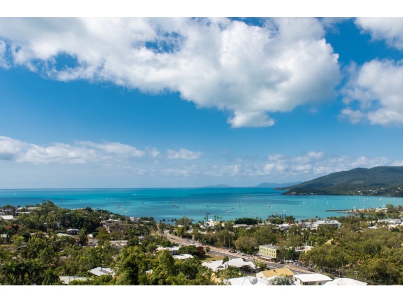 19/02 Nara Avenue, Airlie Beach QLD 4802