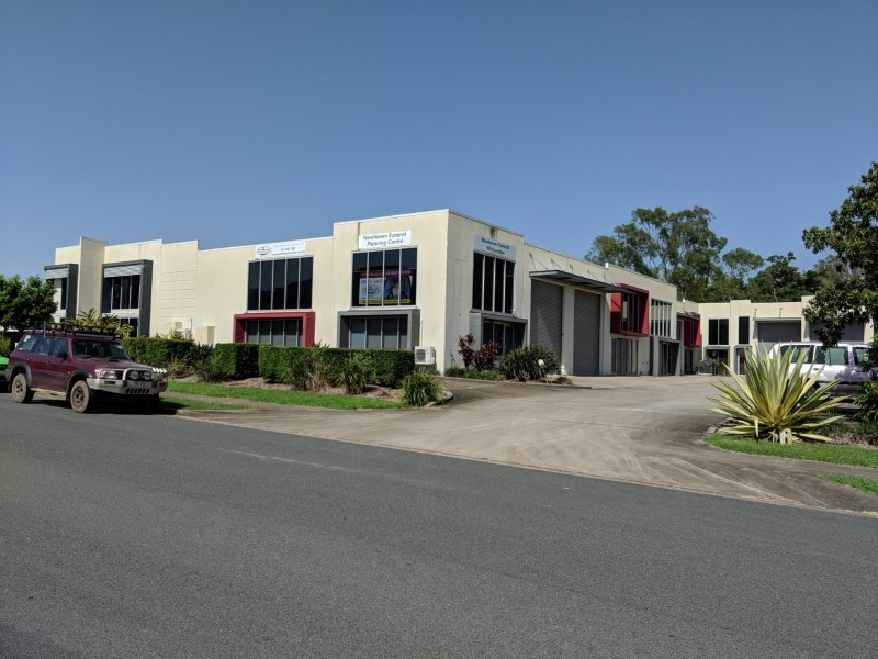 1/4 Myer Lasky Drive, Cannonvale QLD 4802