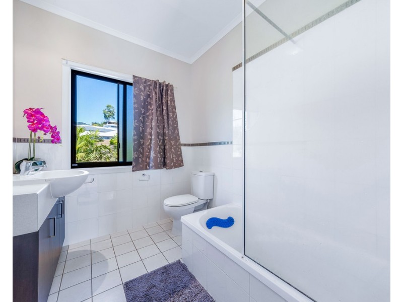 32/25 Abell Road, Cannonvale QLD 4802