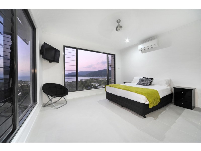 15 Kara Crescent, Airlie Beach QLD 4802