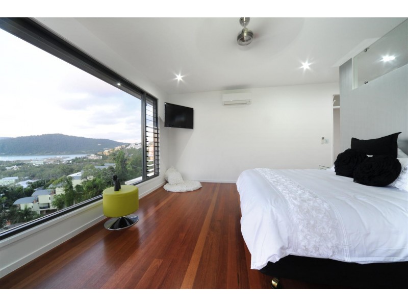 15 Kara Crescent, Airlie Beach QLD 4802