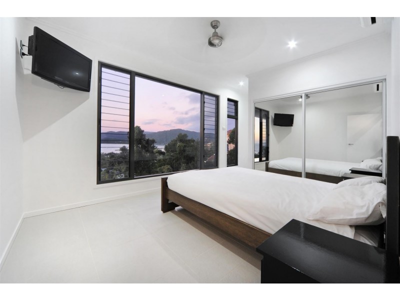 15 Kara Crescent, Airlie Beach QLD 4802