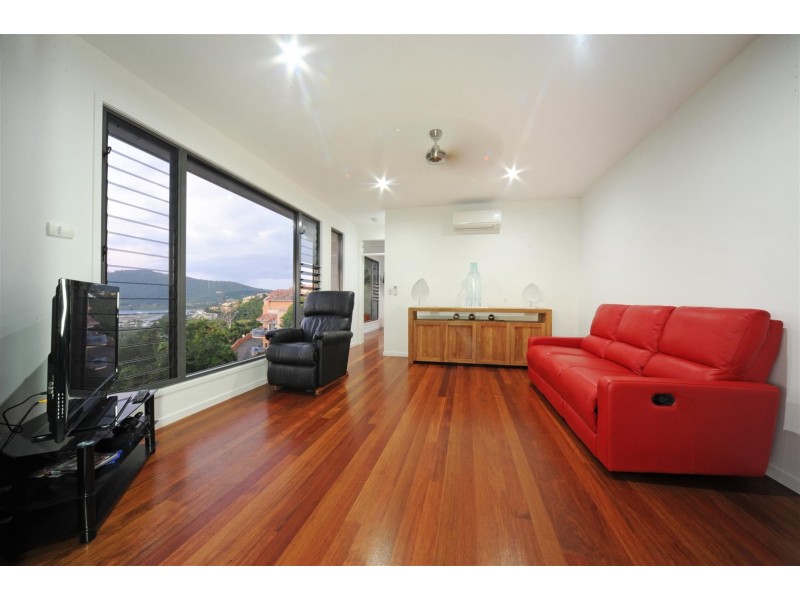 15 Kara Crescent, Airlie Beach QLD 4802