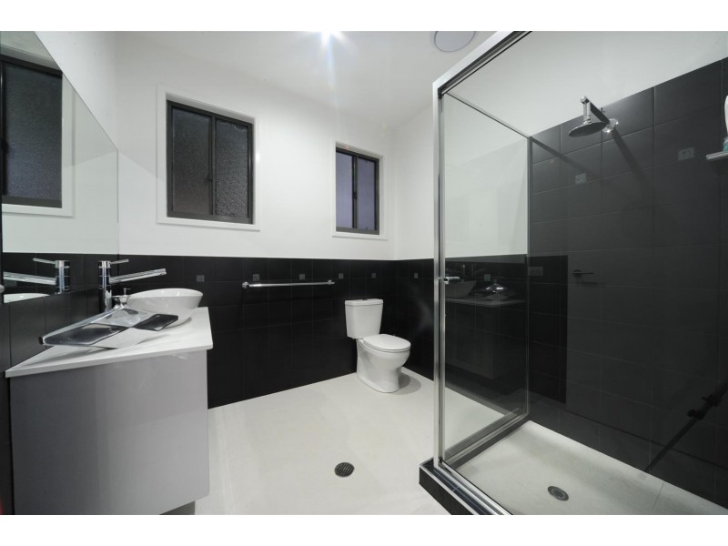 15 Kara Crescent, Airlie Beach QLD 4802