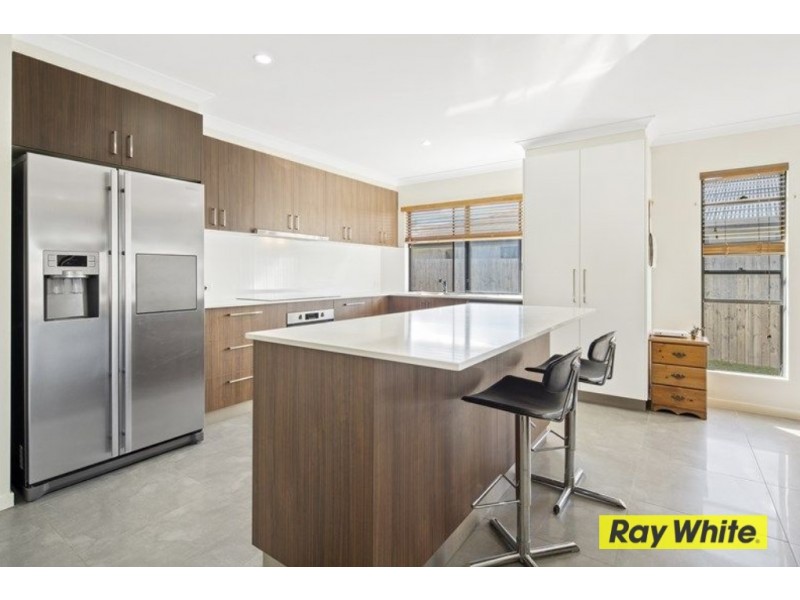 5 Grevillea Place, Cannonvale QLD 4802