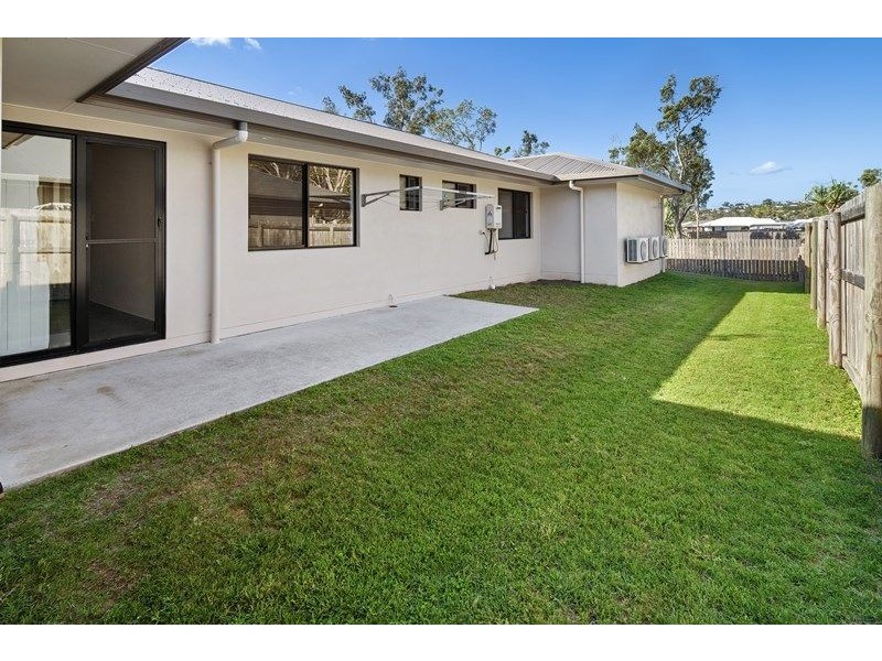 5 Grevillea Place, Cannonvale QLD 4802