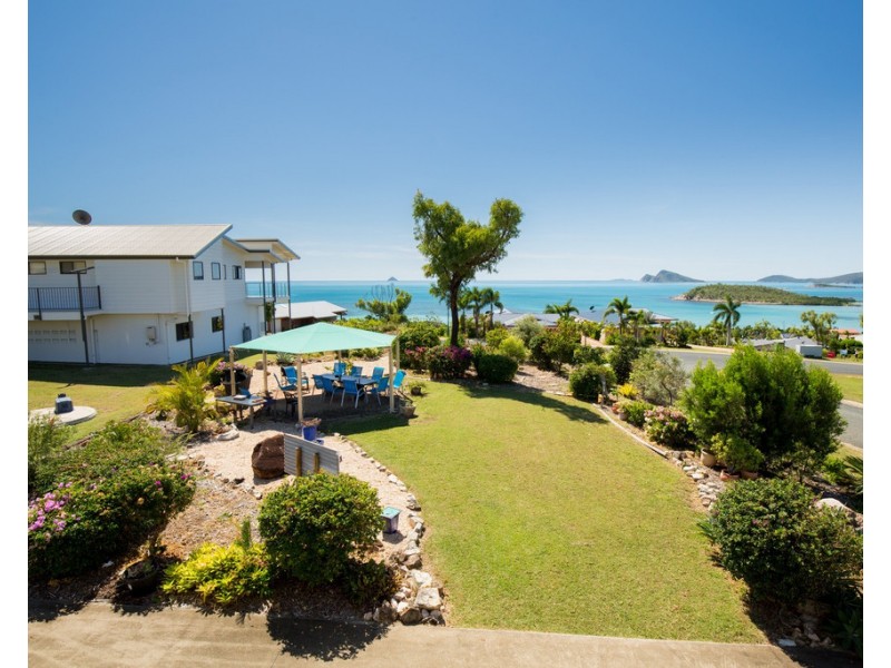 4 Arkhurst Road, Hideaway Bay QLD 4800