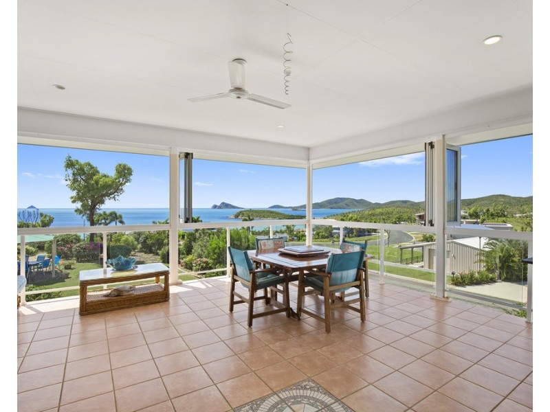 4 Arkhurst Road, Hideaway Bay QLD 4800