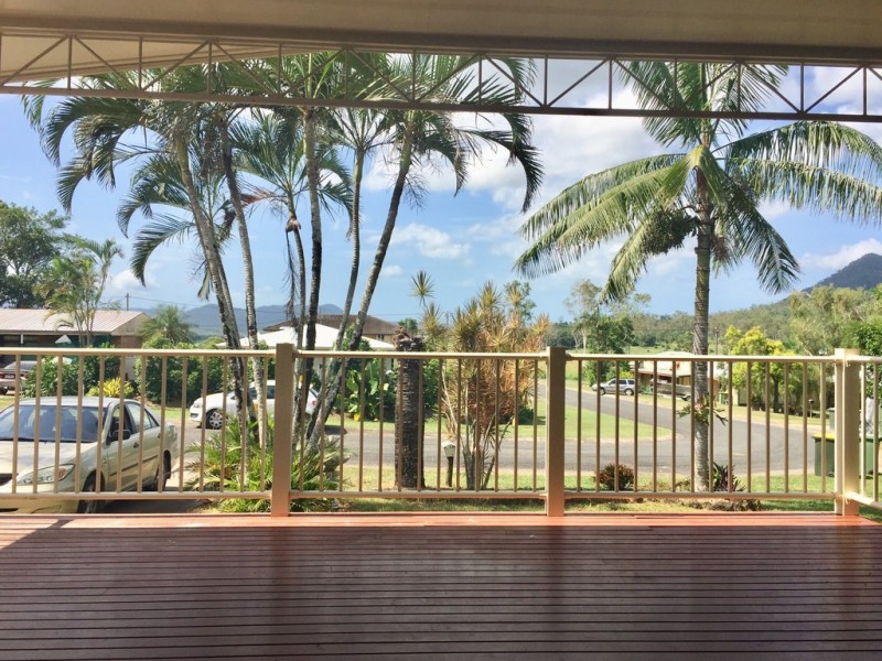 12 O’Hanlon Crescent, Mount Julian QLD 4800